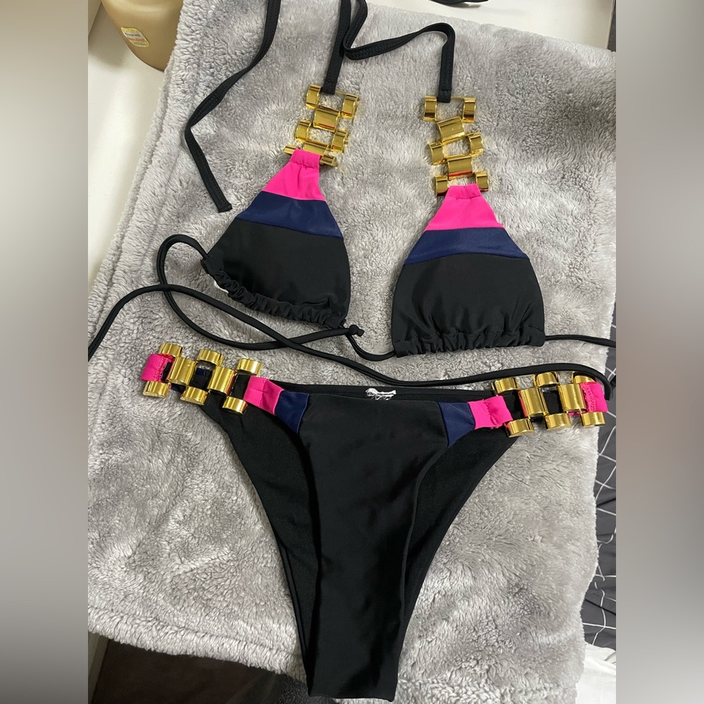 Color block chain swimsuit